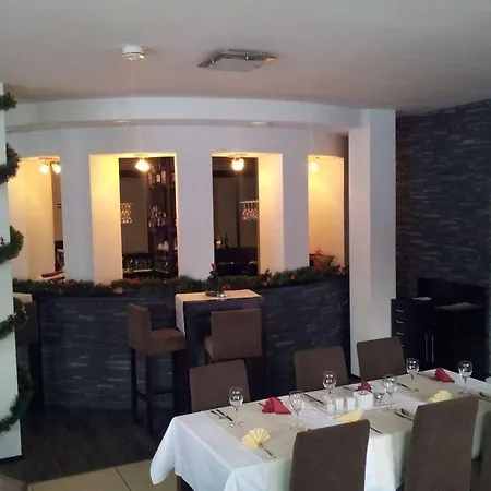 Tulipan 4*