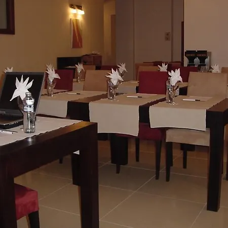 Tulipan Hotel